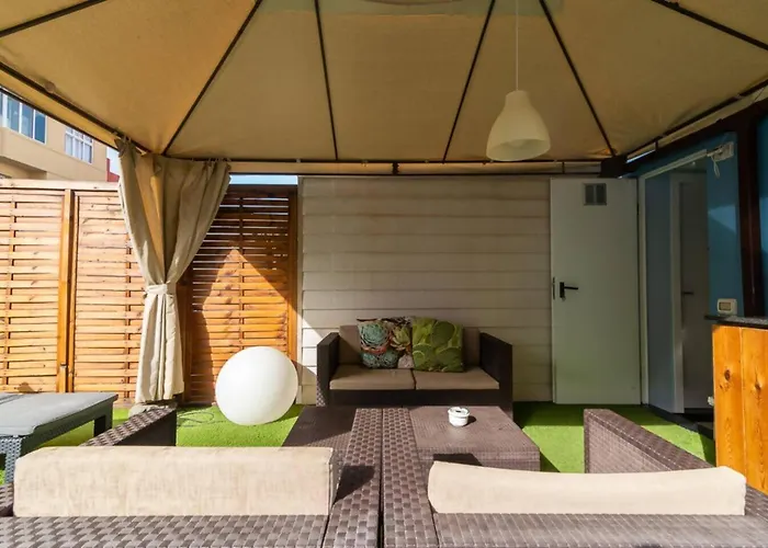 Lejlighed Costa Lairaga Beachfront! Air Conditioned