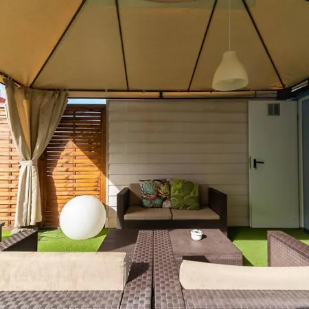 Apartment Costa Lairaga Beachfront! Air Conditioned