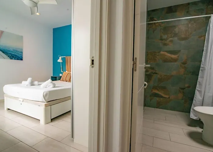 Costa Lairaga Beachfront! Air Conditioned