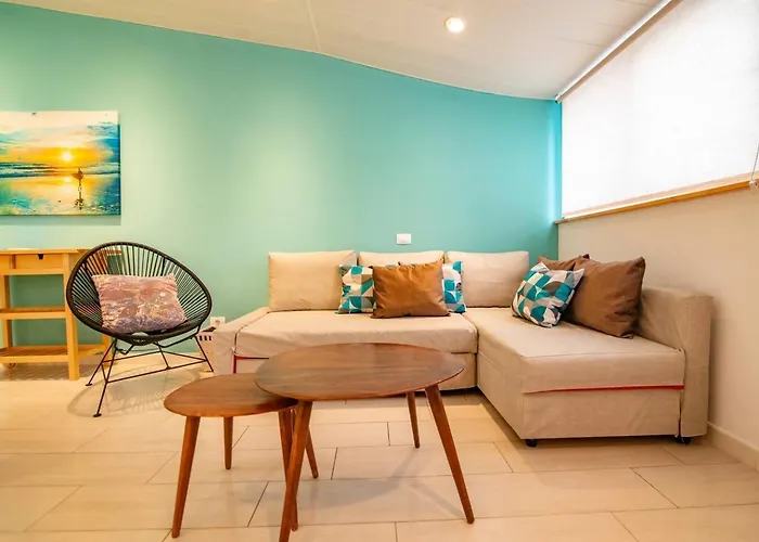 Apartment Costa Lairaga Beachfront! Air Conditioned *