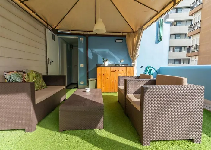 Costa Lairaga Beachfront! Air Conditioned Apartment